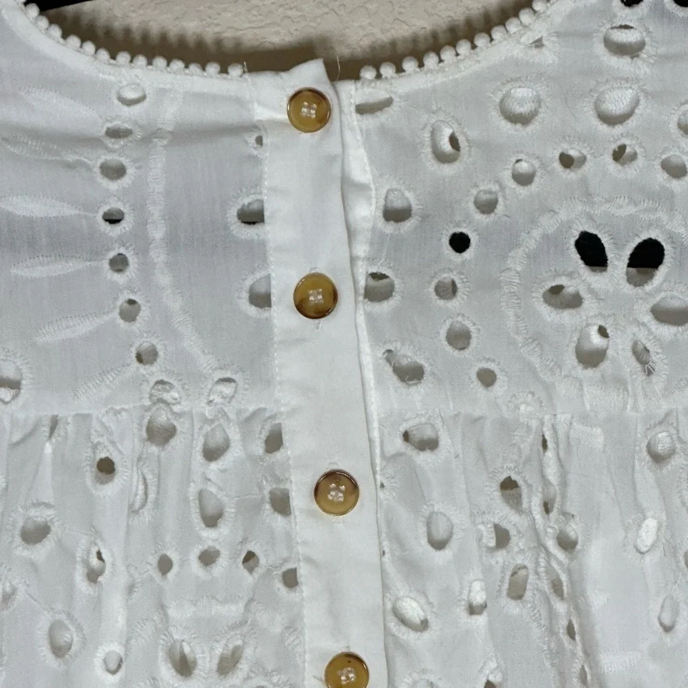 Boho Elegant Classic White Sheer Eyelet Top from SHEIN S Feminine Oversized - Picture 3 of 7